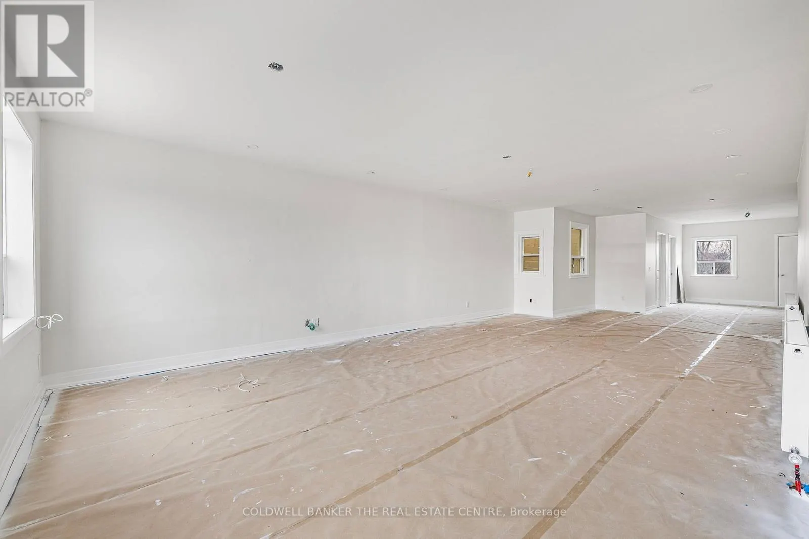 2A - 2242 EGLINTON AVENUE