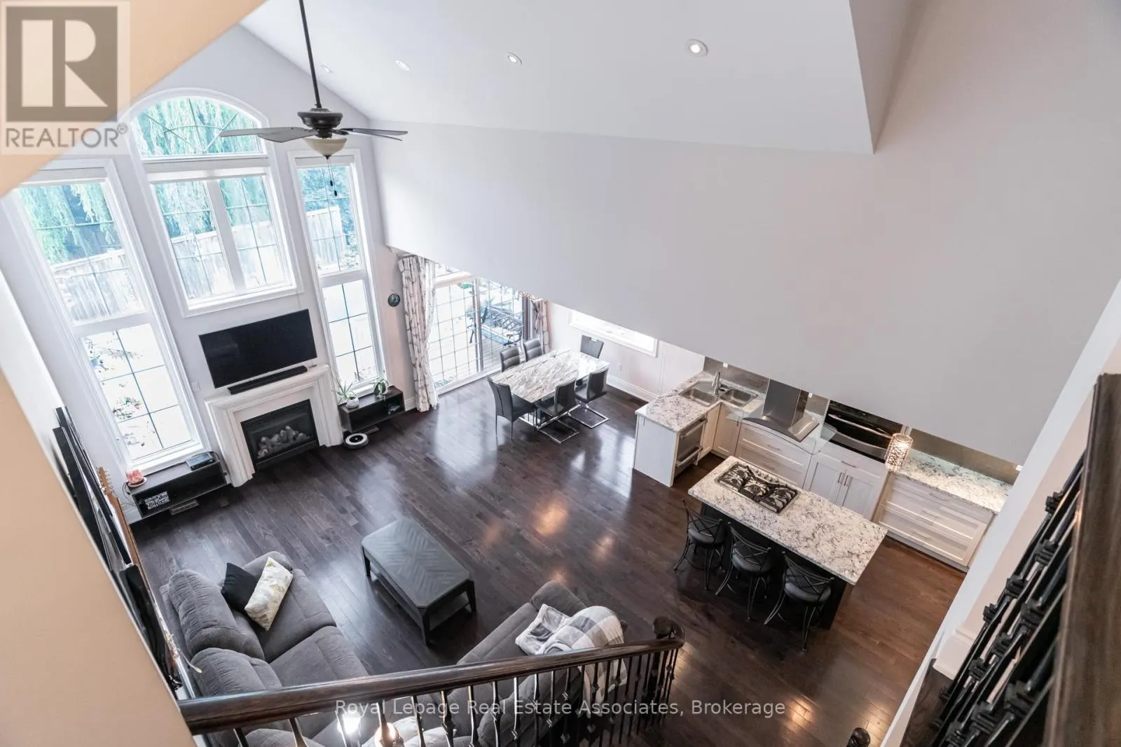 20 CANNINGTON CRESCENT