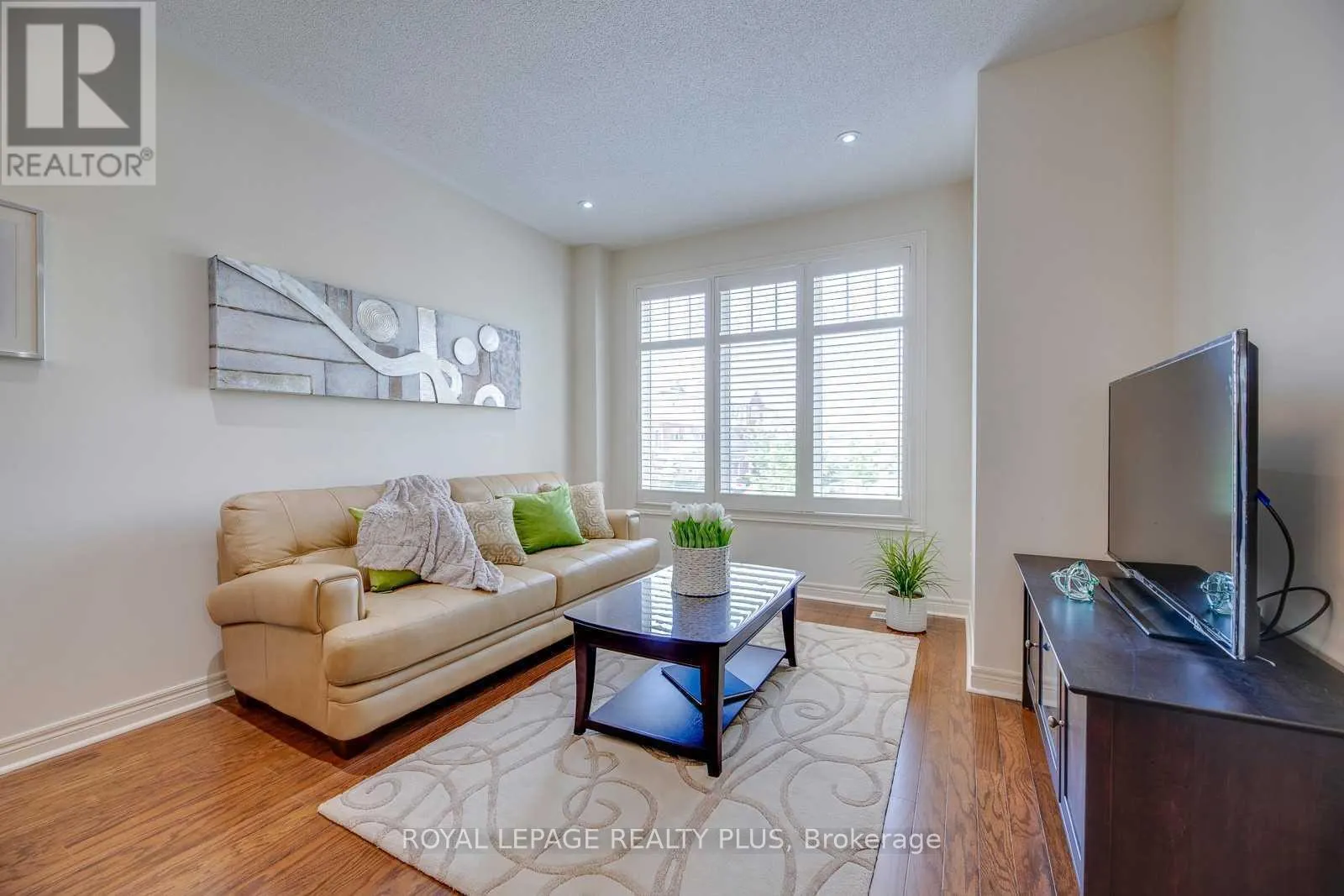 22 - 5710 LONG VALLEY ROAD