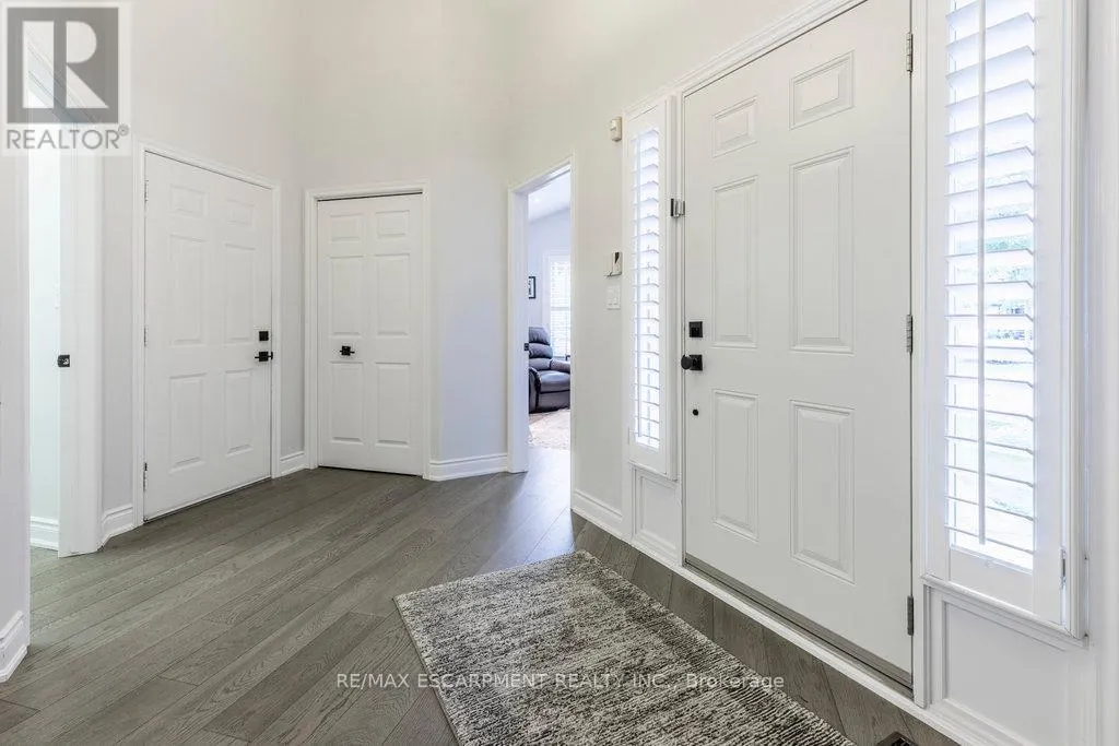 2 - 1095 SKYVIEW DRIVE