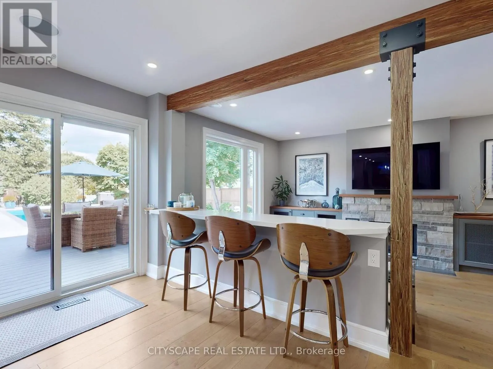 2585 KENNA COURT