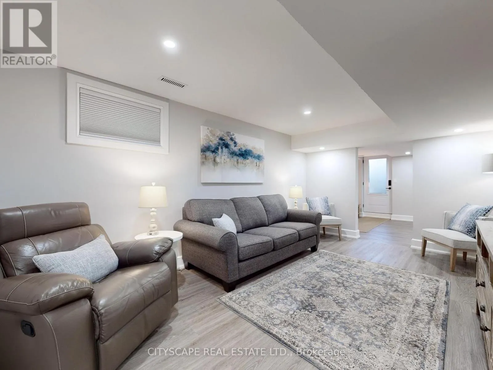 2585 KENNA COURT