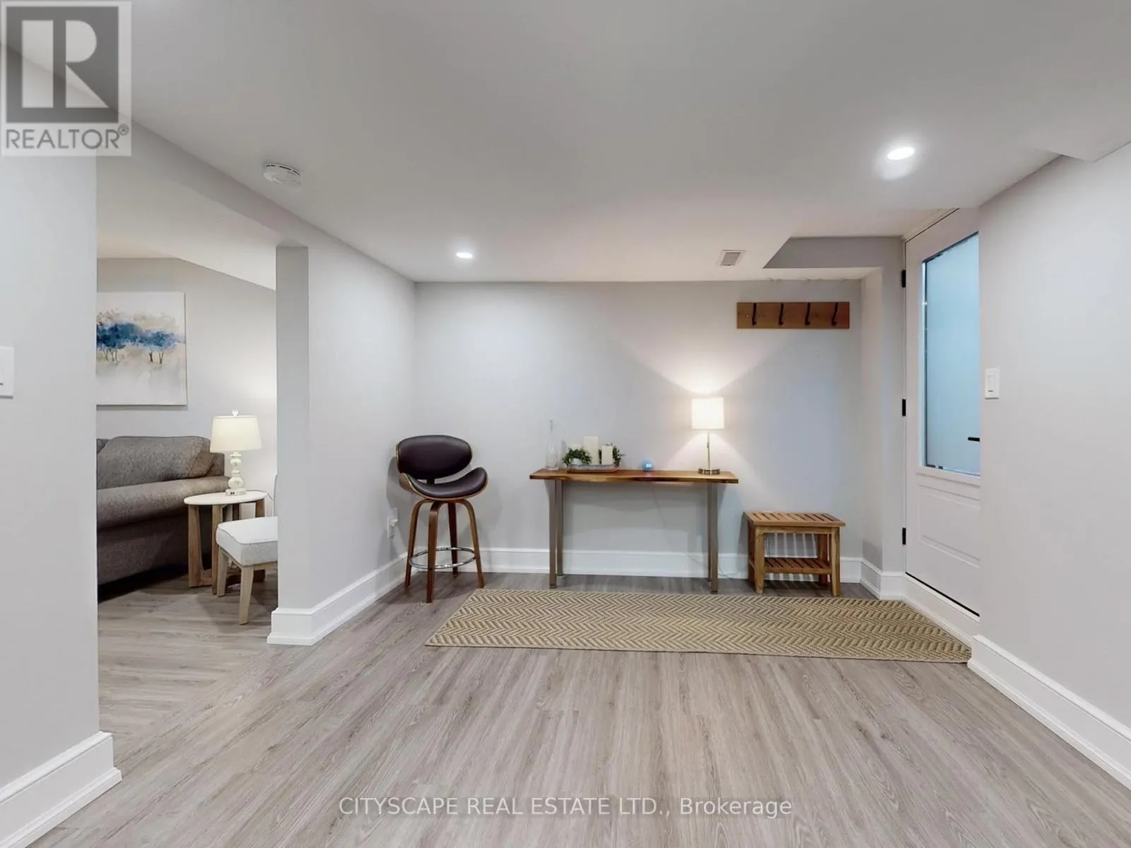 2585 KENNA COURT