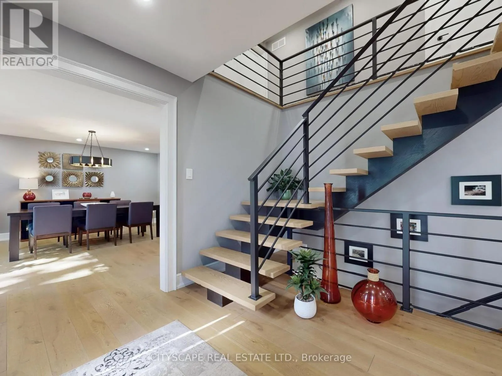 2585 KENNA COURT
