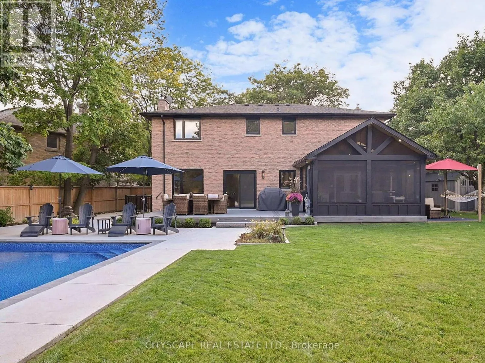 2585 KENNA COURT