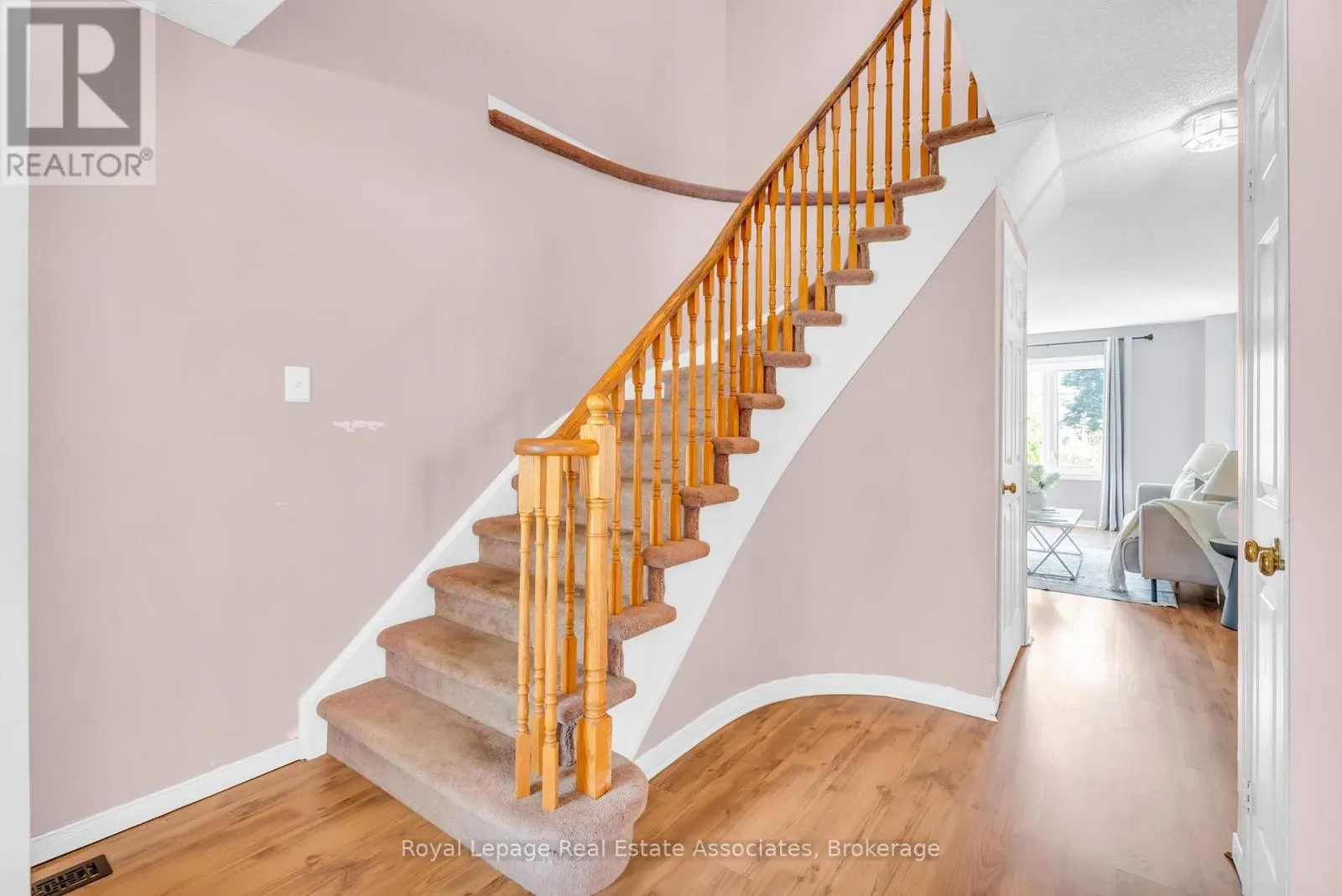 59 CHEVIOT CRESCENT