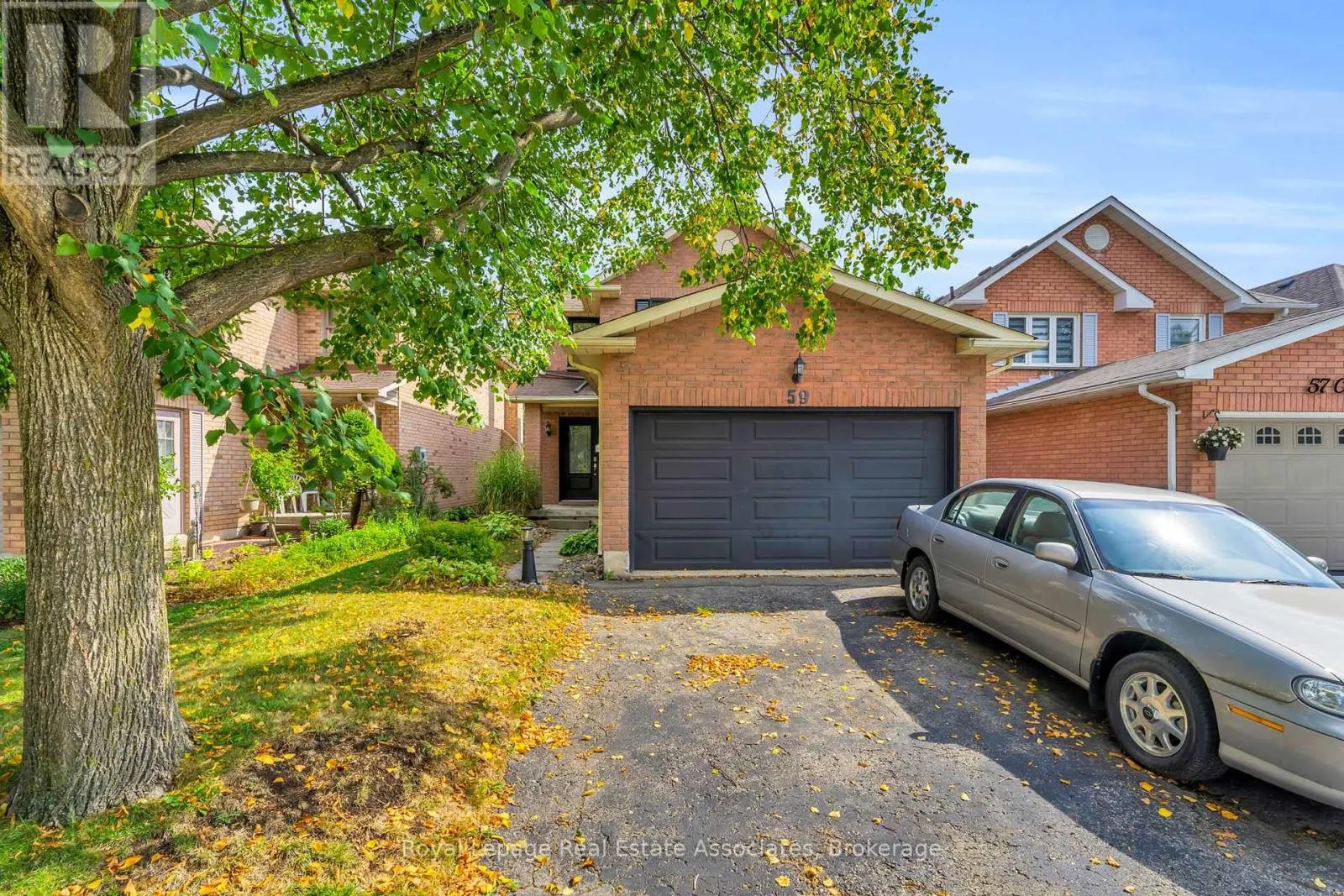 59 CHEVIOT CRESCENT