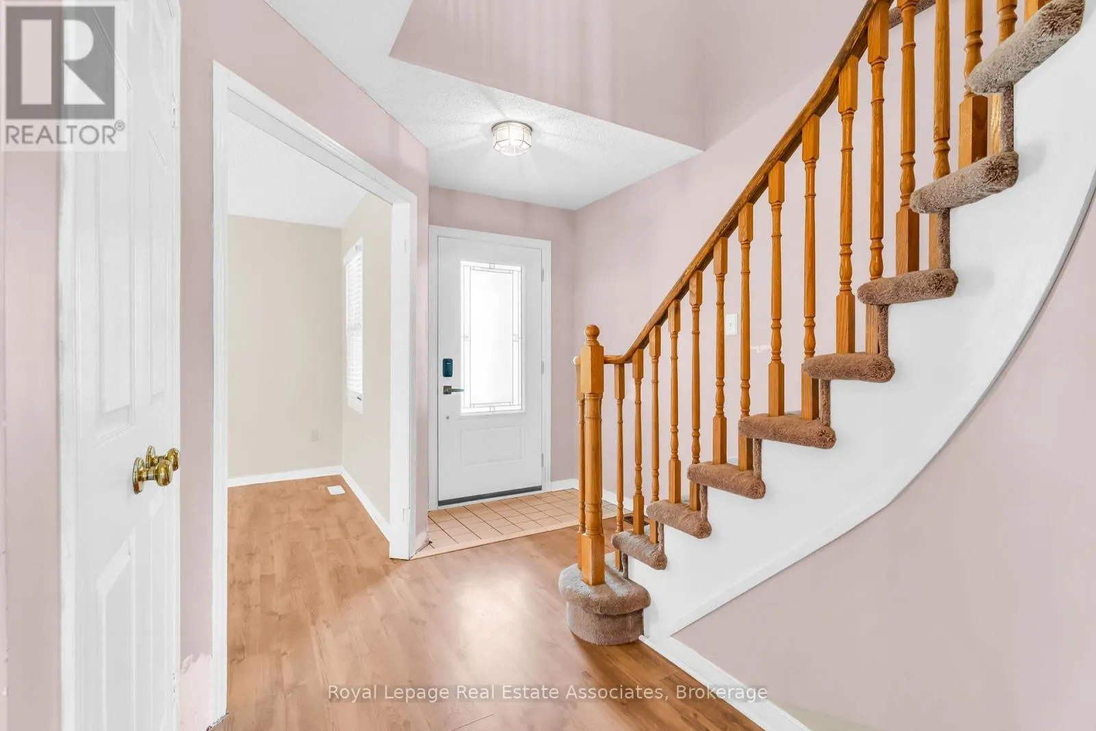 59 CHEVIOT CRESCENT