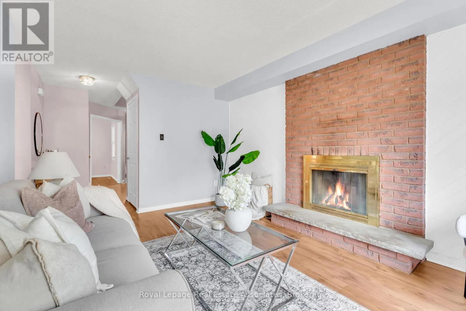 59 CHEVIOT CRESCENT