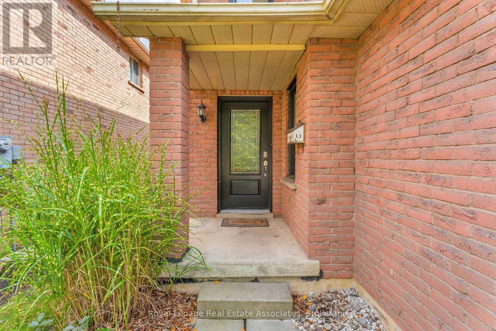 59 CHEVIOT CRESCENT