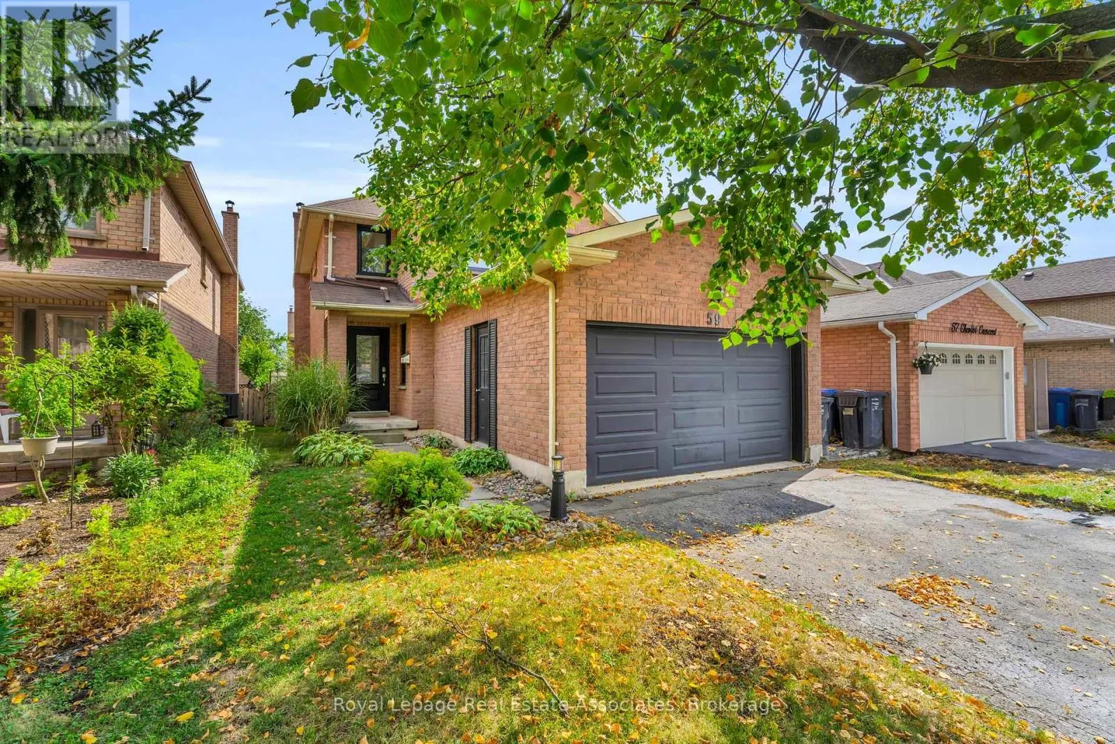 59 CHEVIOT CRESCENT