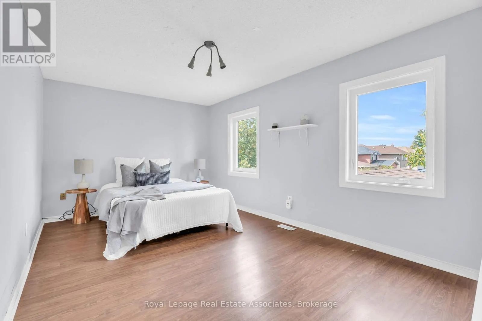 59 CHEVIOT CRESCENT