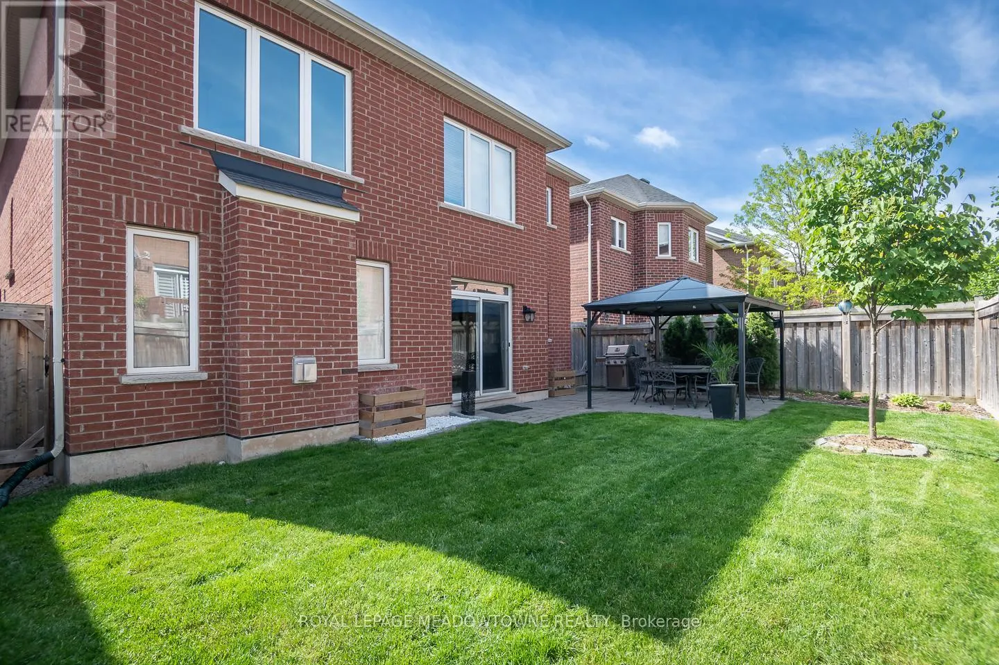 476 LAUNDON TERRACE