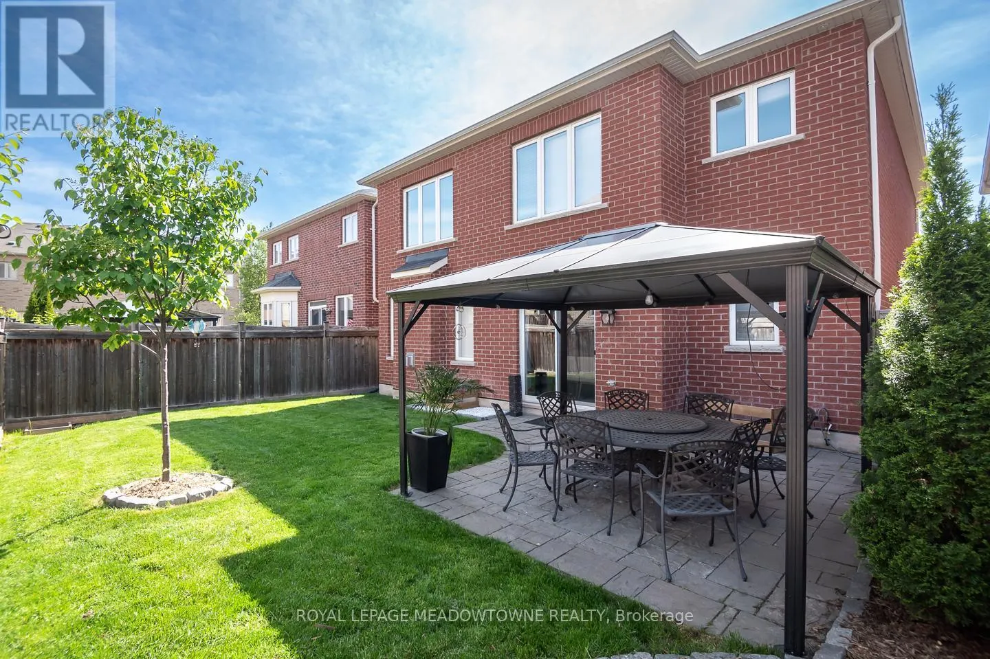 476 LAUNDON TERRACE