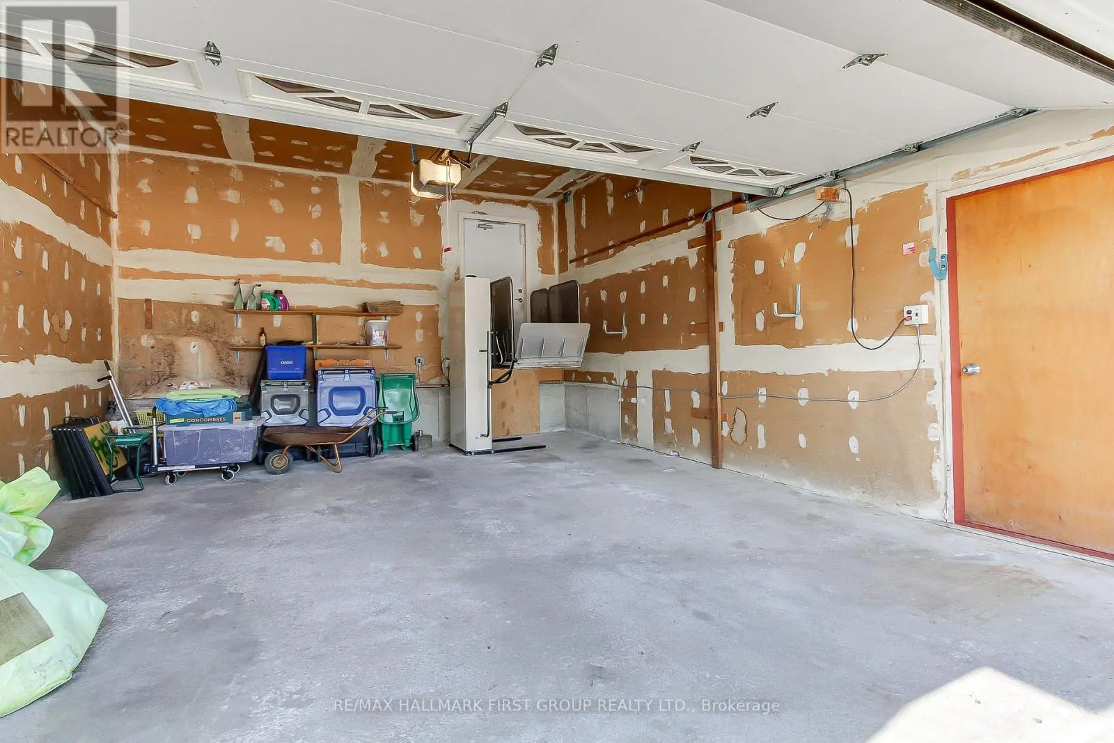 905 LEXICON DRIVE