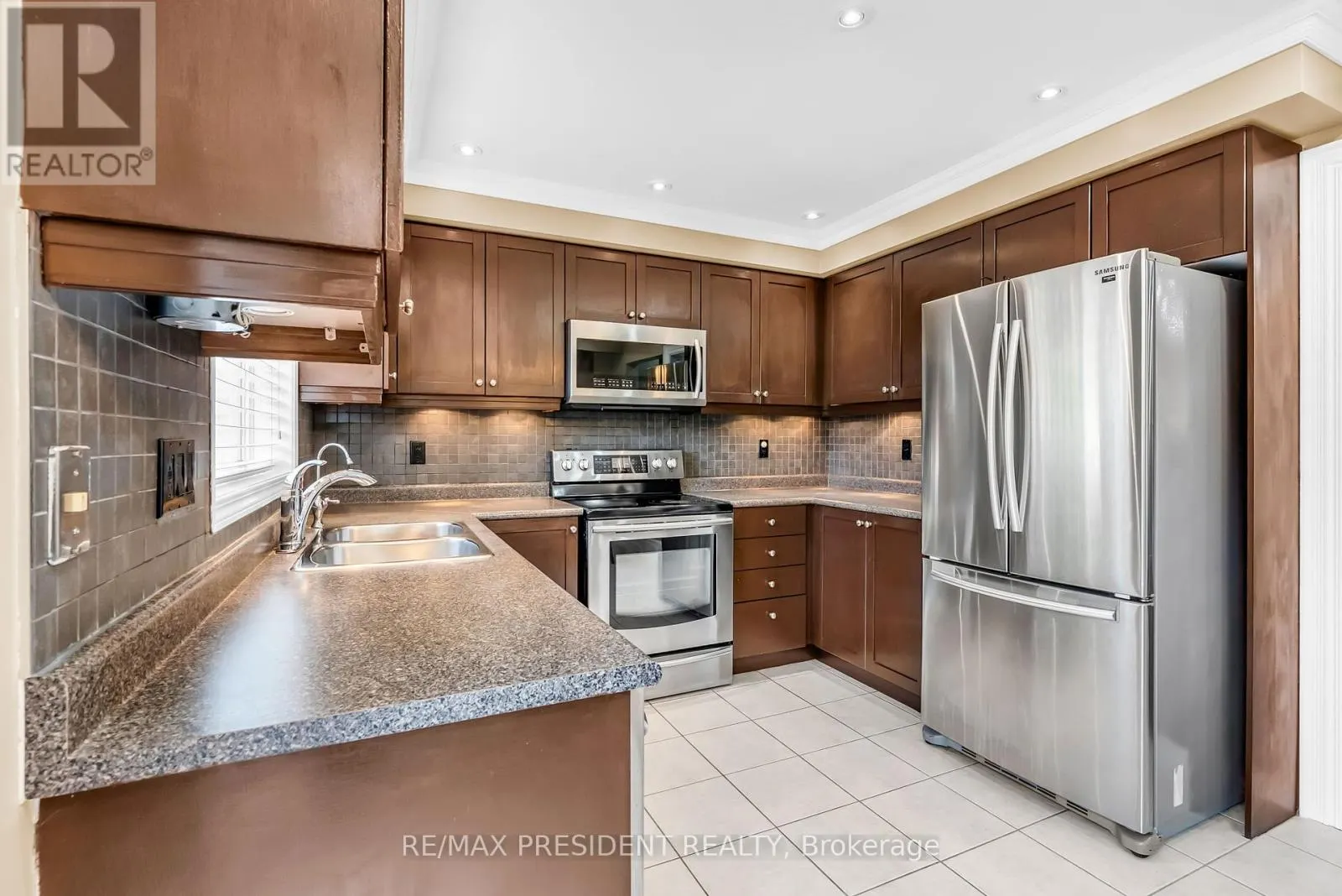 82 TARQUINI CRESCENT
