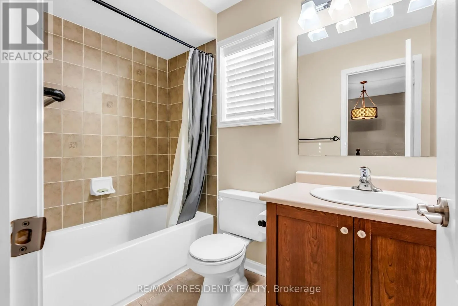 82 TARQUINI CRESCENT