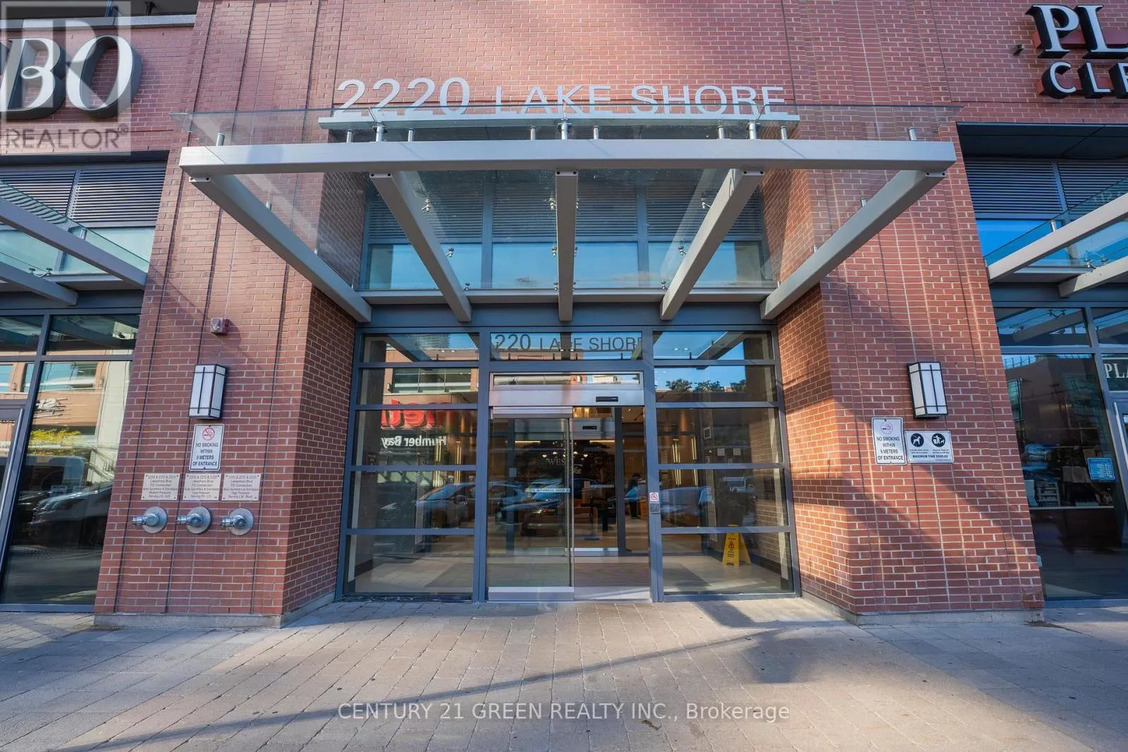 1707 - 2220 LAKE SHORE BOULEVARD W