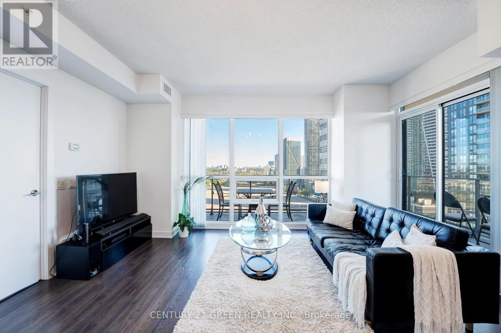 1707 - 2220 LAKE SHORE BOULEVARD W