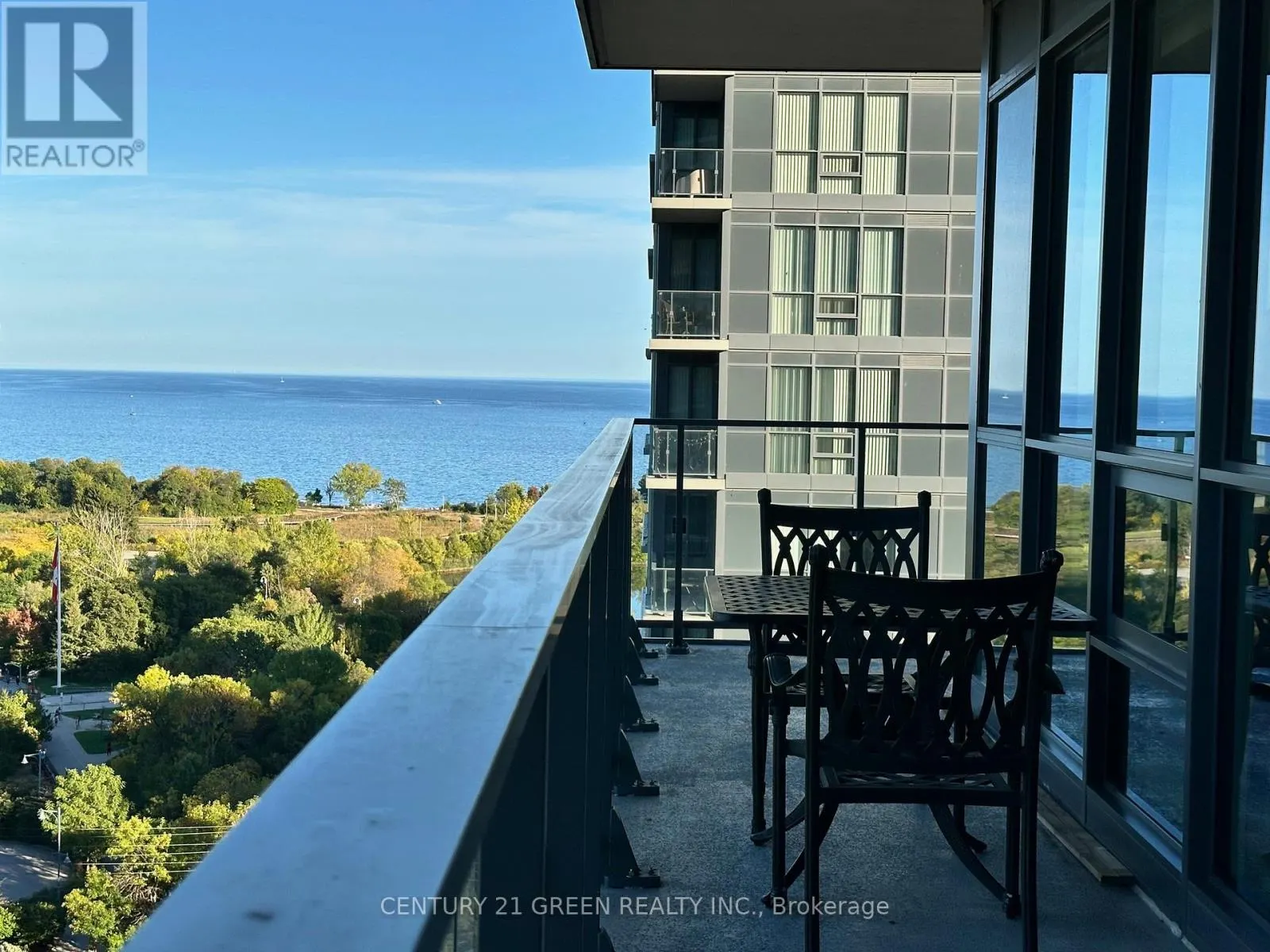 1707 - 2220 LAKE SHORE BOULEVARD W
