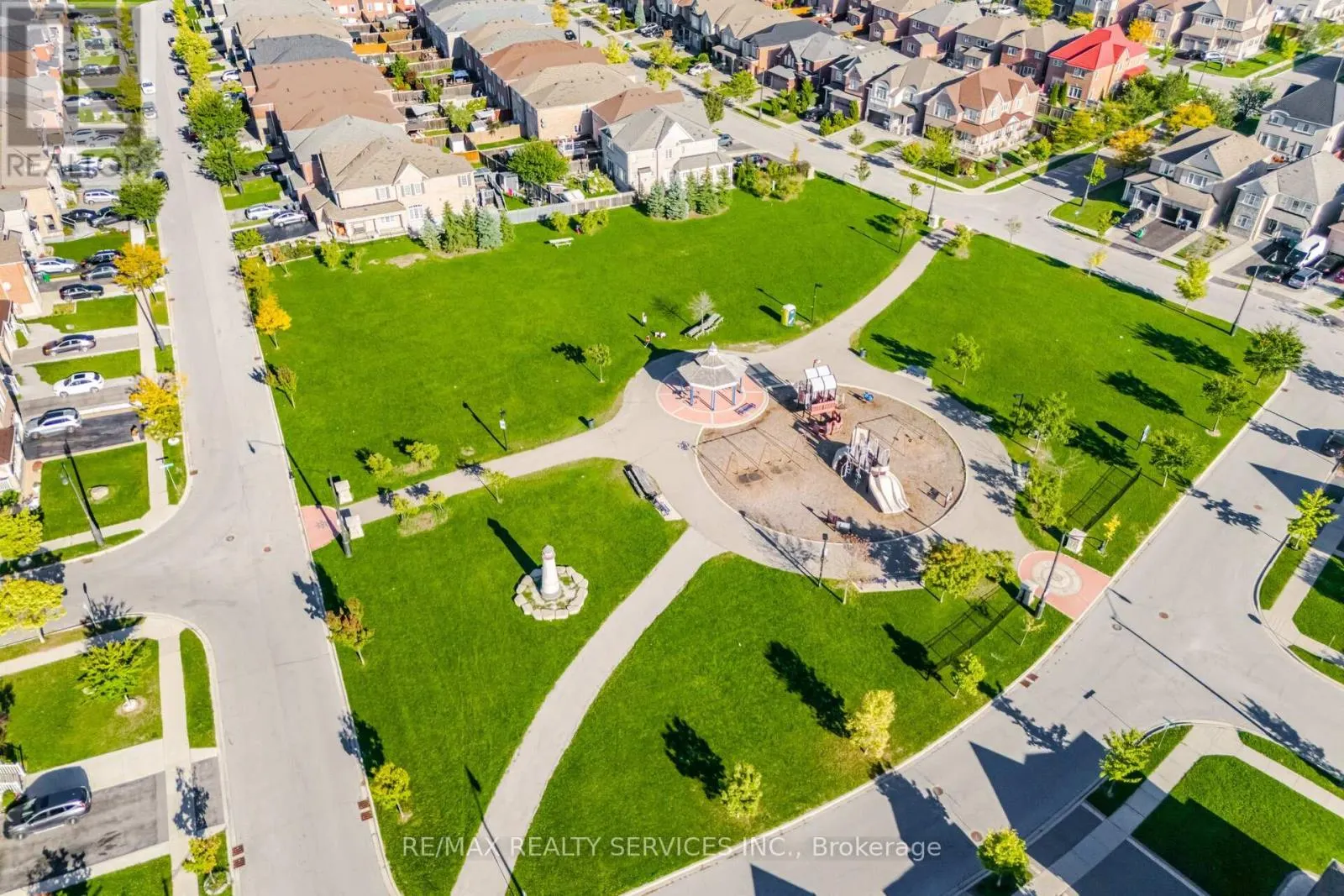 3 NAPOLEON CRESCENT