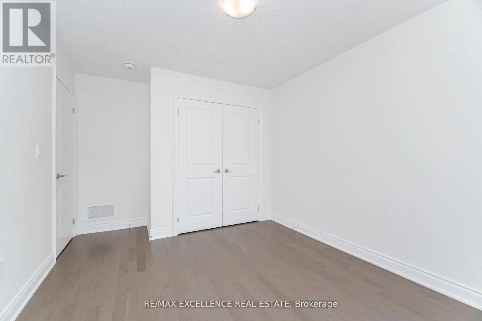 85 BERMONDSEY WAY