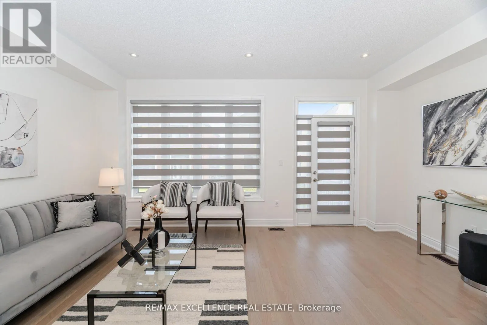 85 BERMONDSEY WAY