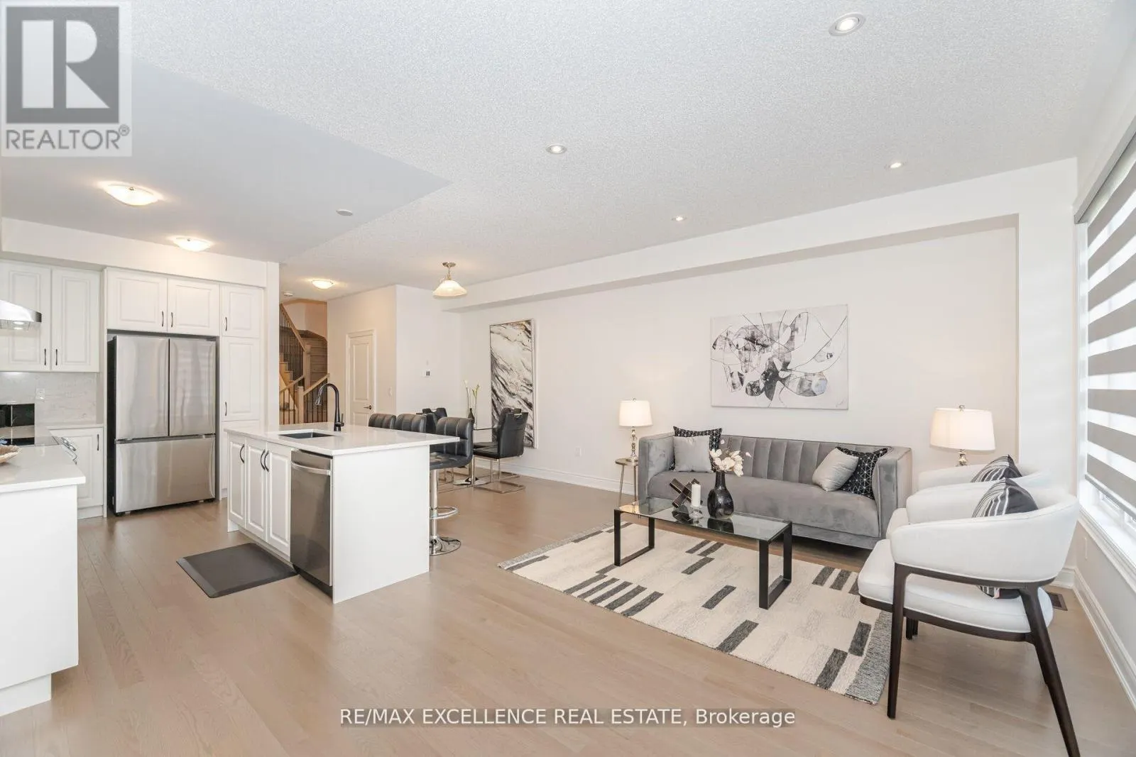 85 BERMONDSEY WAY