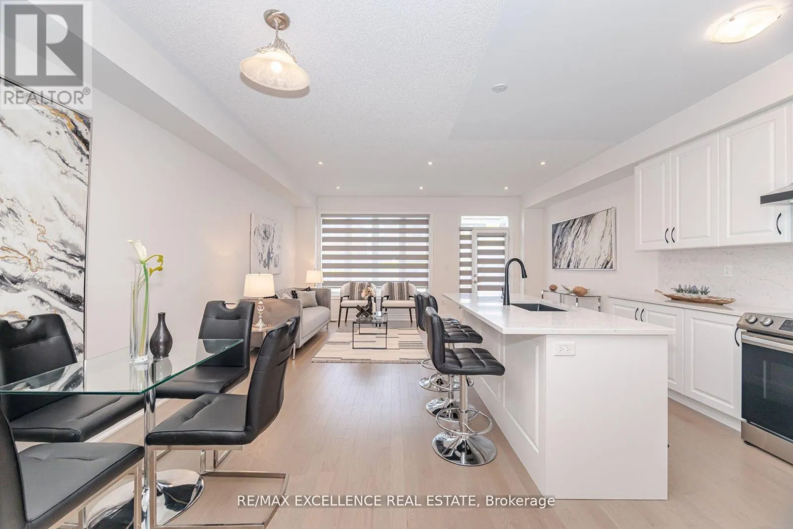 85 BERMONDSEY WAY