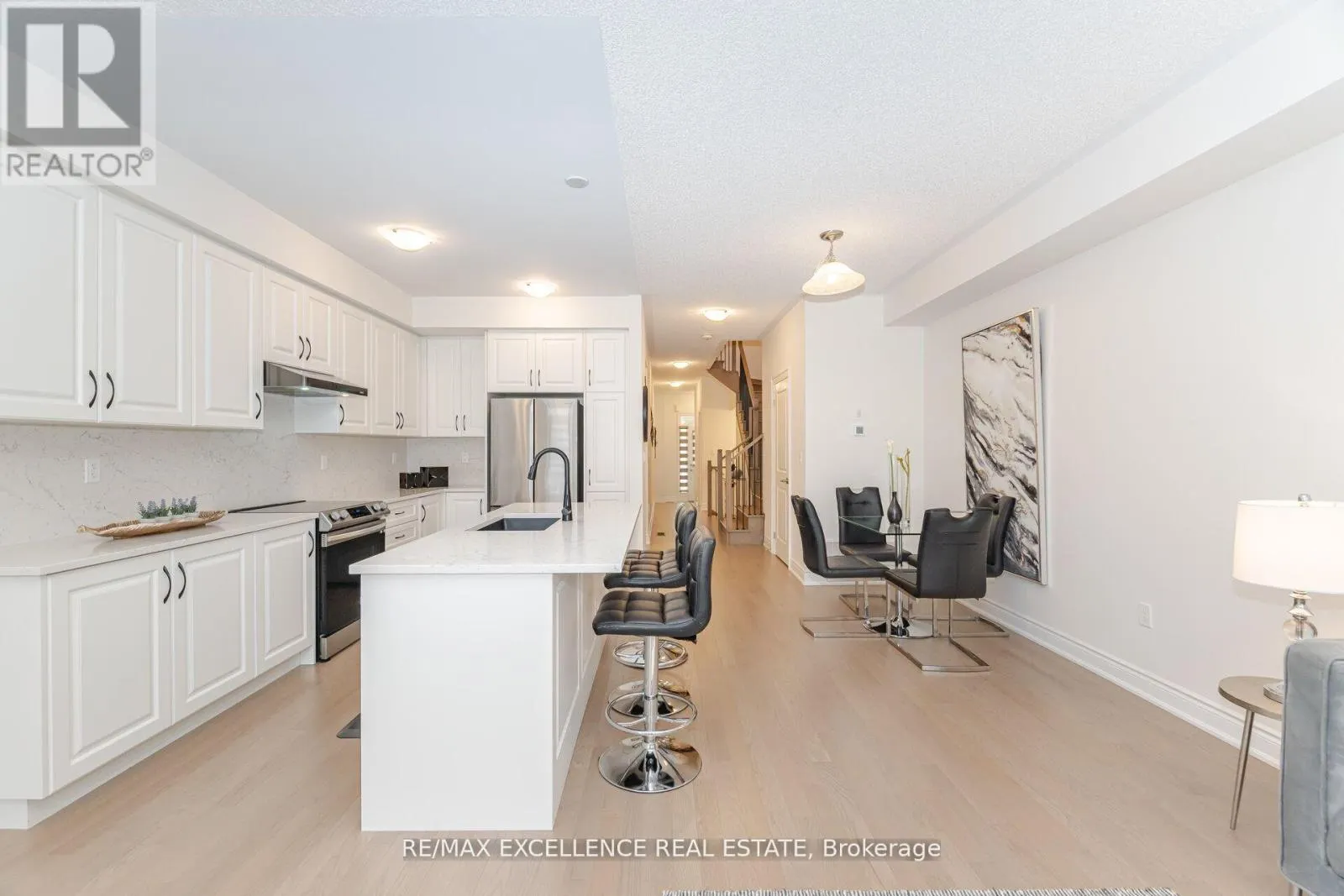 85 BERMONDSEY WAY