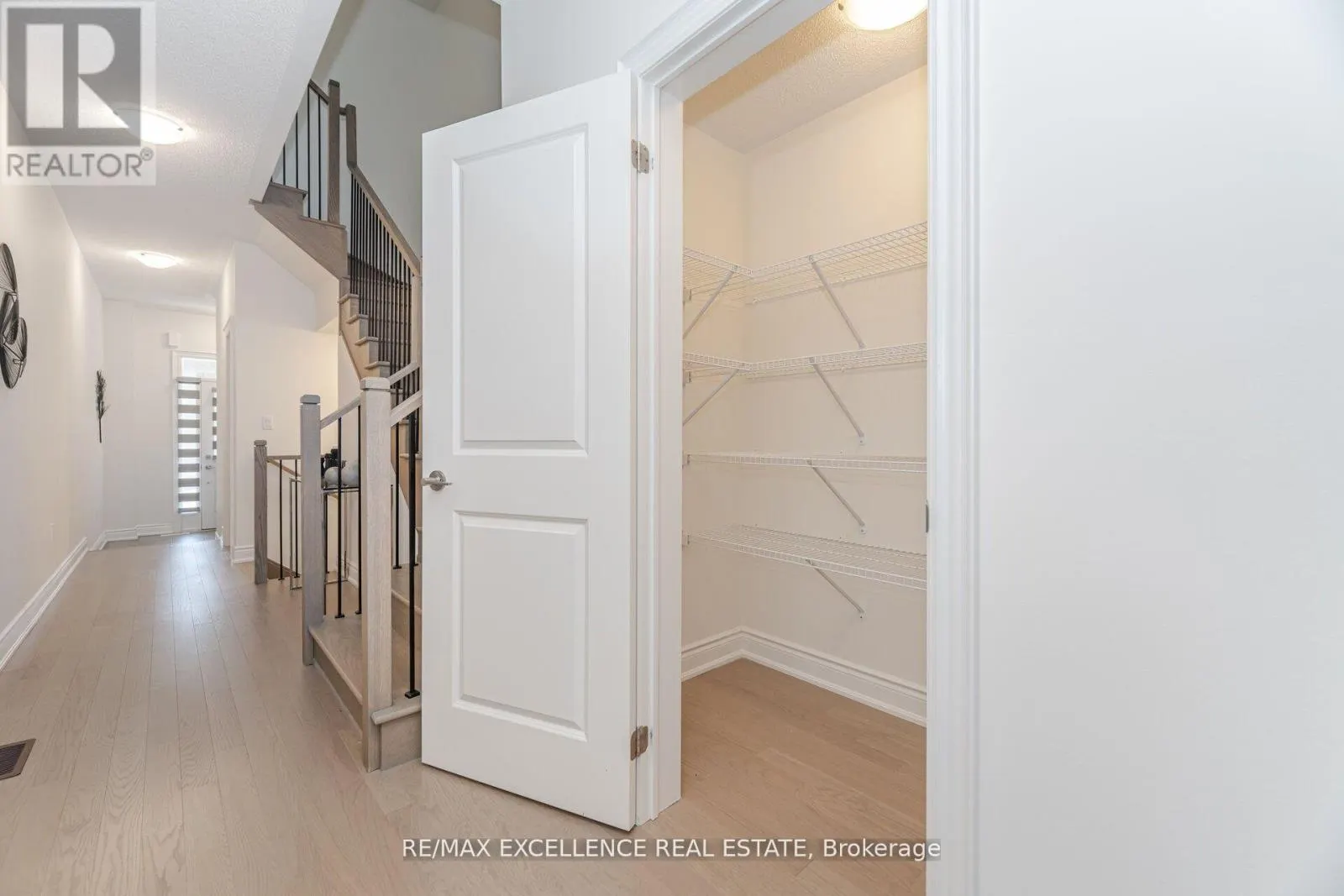 85 BERMONDSEY WAY