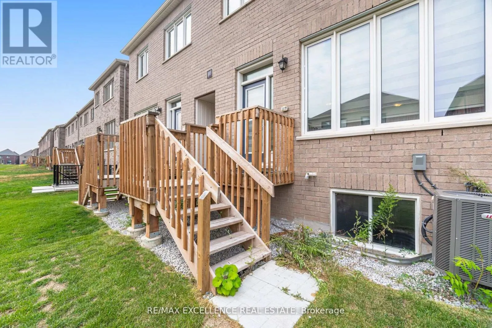 85 BERMONDSEY WAY