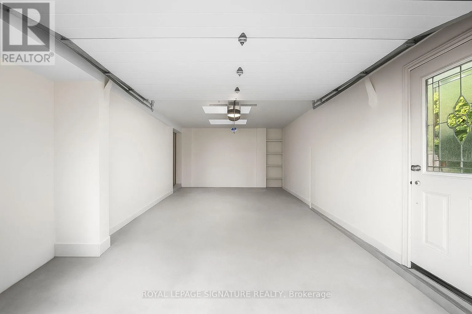 134 RIDGEBANK COURT