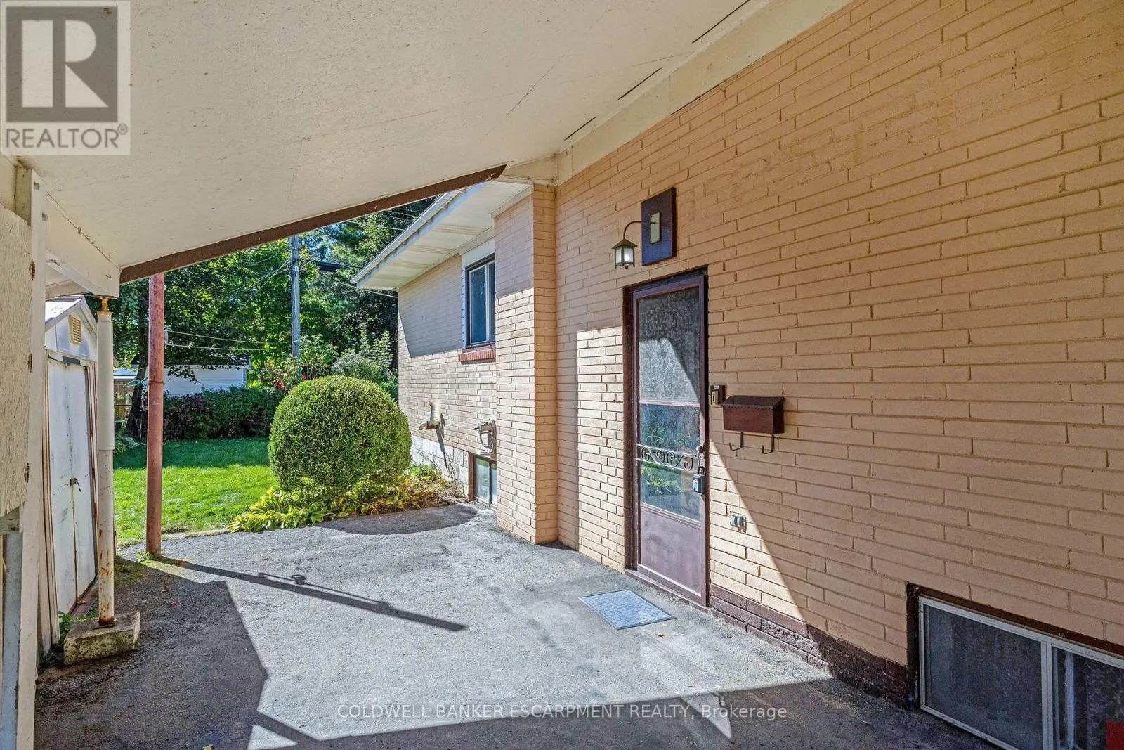 96 CHURCHILL ROAD