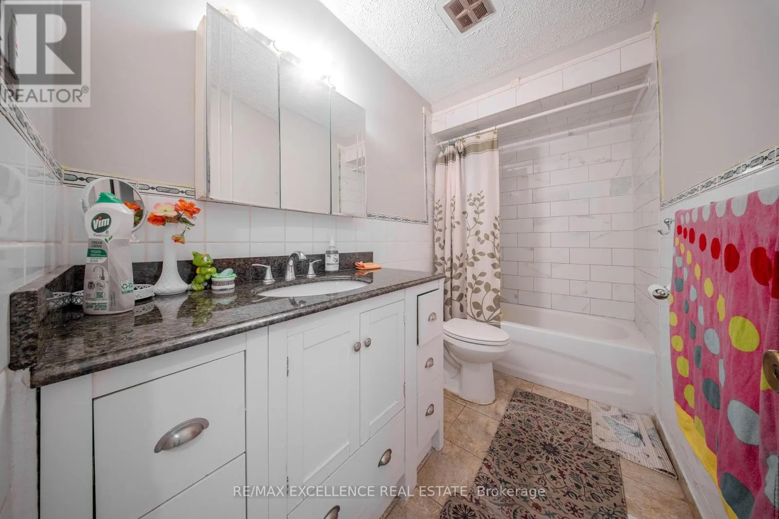 7246 REINDEER DRIVE