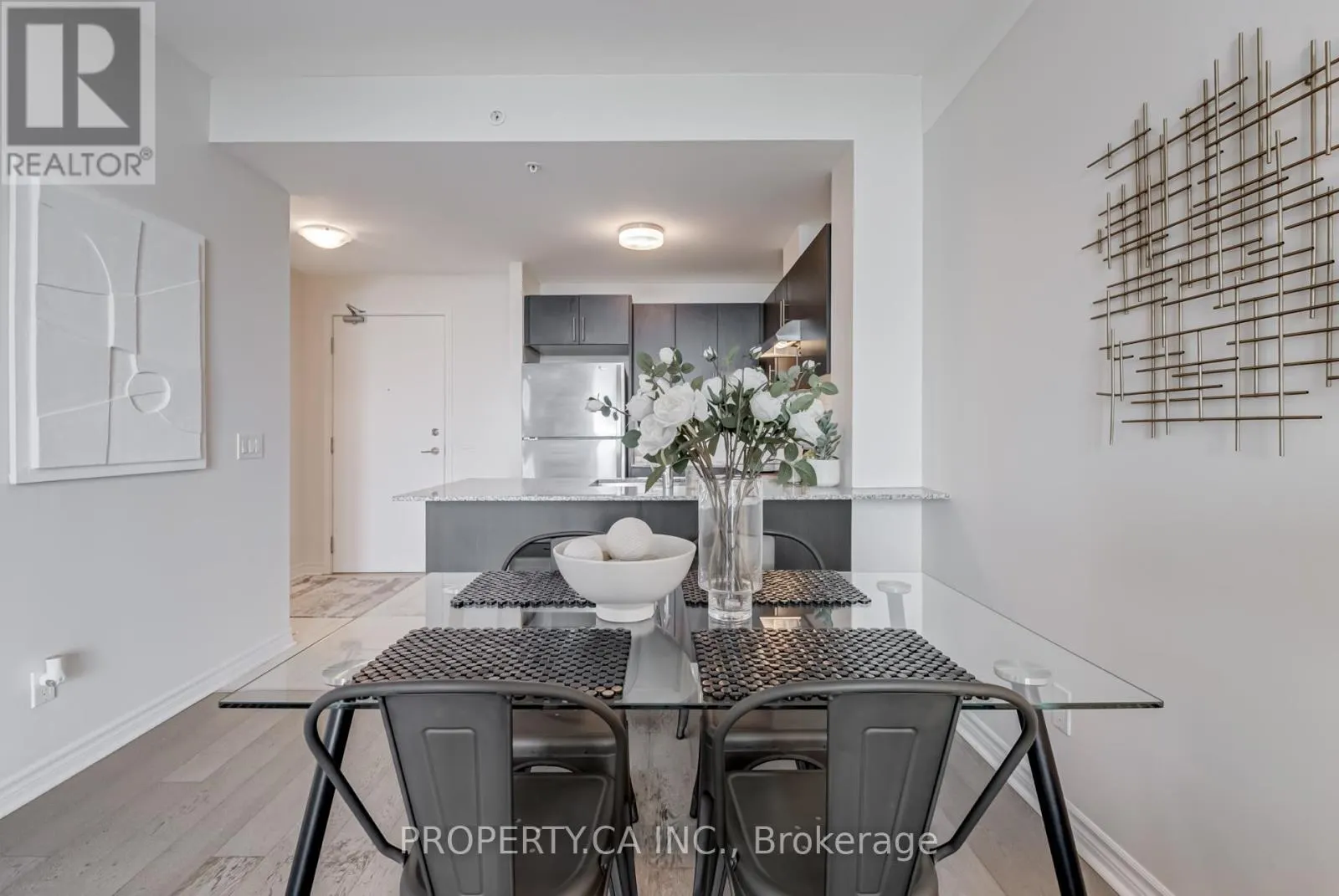 704 - 2522 KEELE STREET