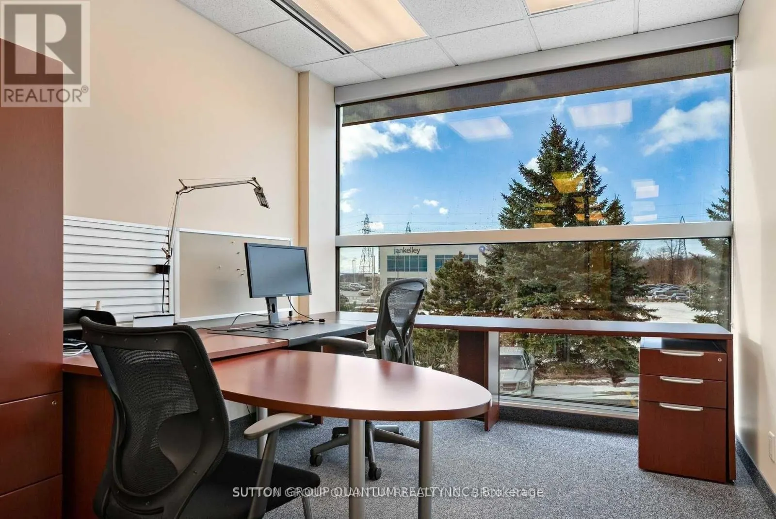 202 - 1005 SKYVIEW DRIVE