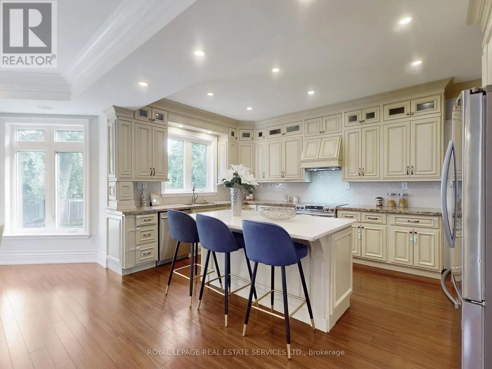 1511 HAIG BOULEVARD