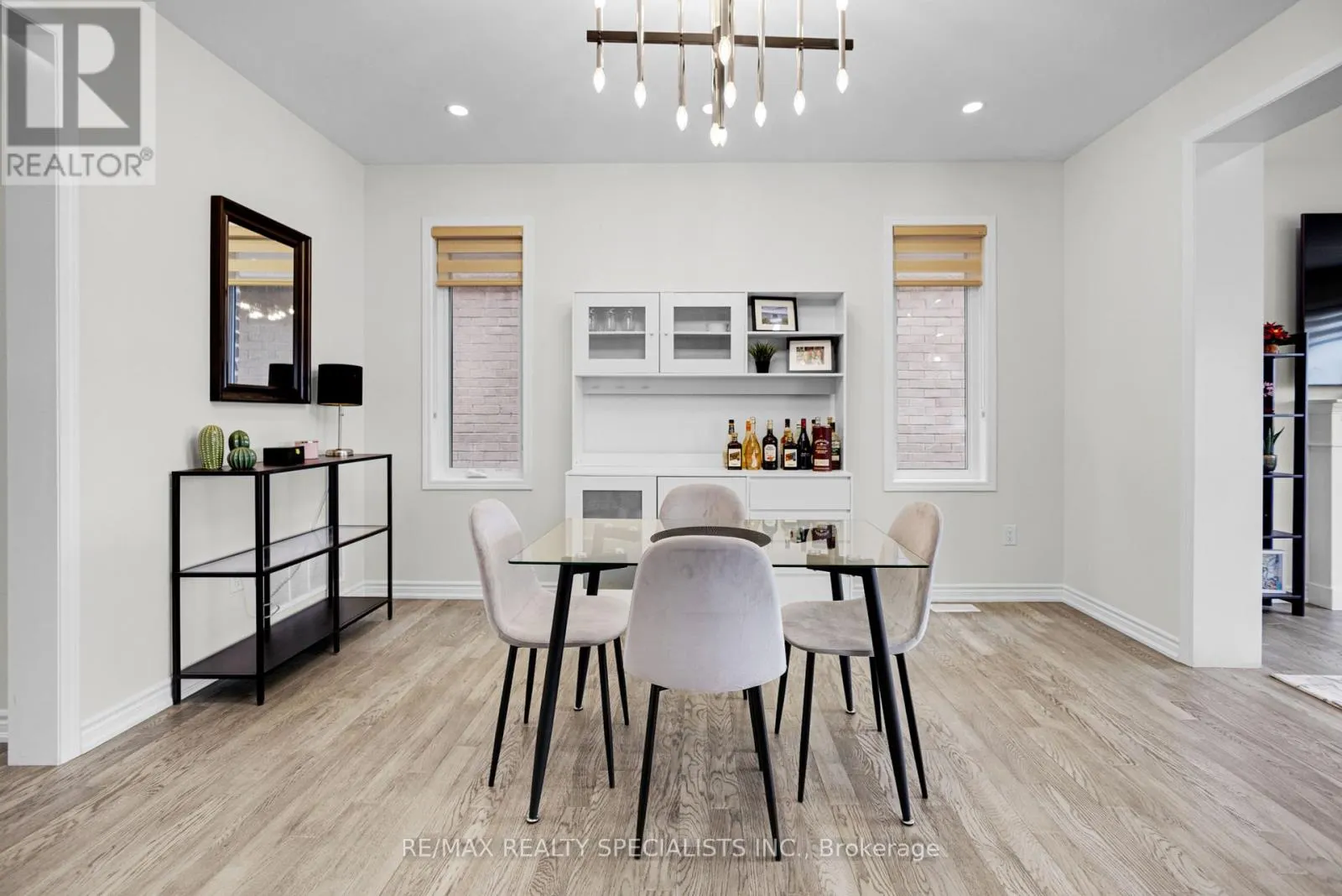 849 ASPEN TERRACE