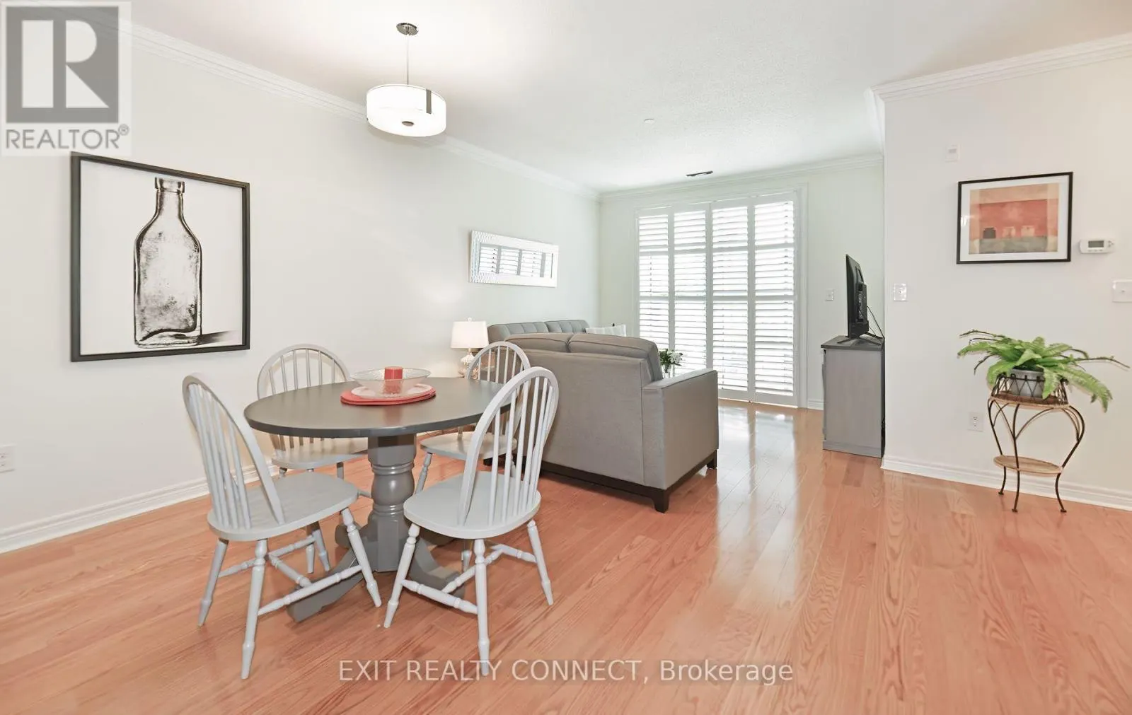 112 - 383 MAIN STREET E
