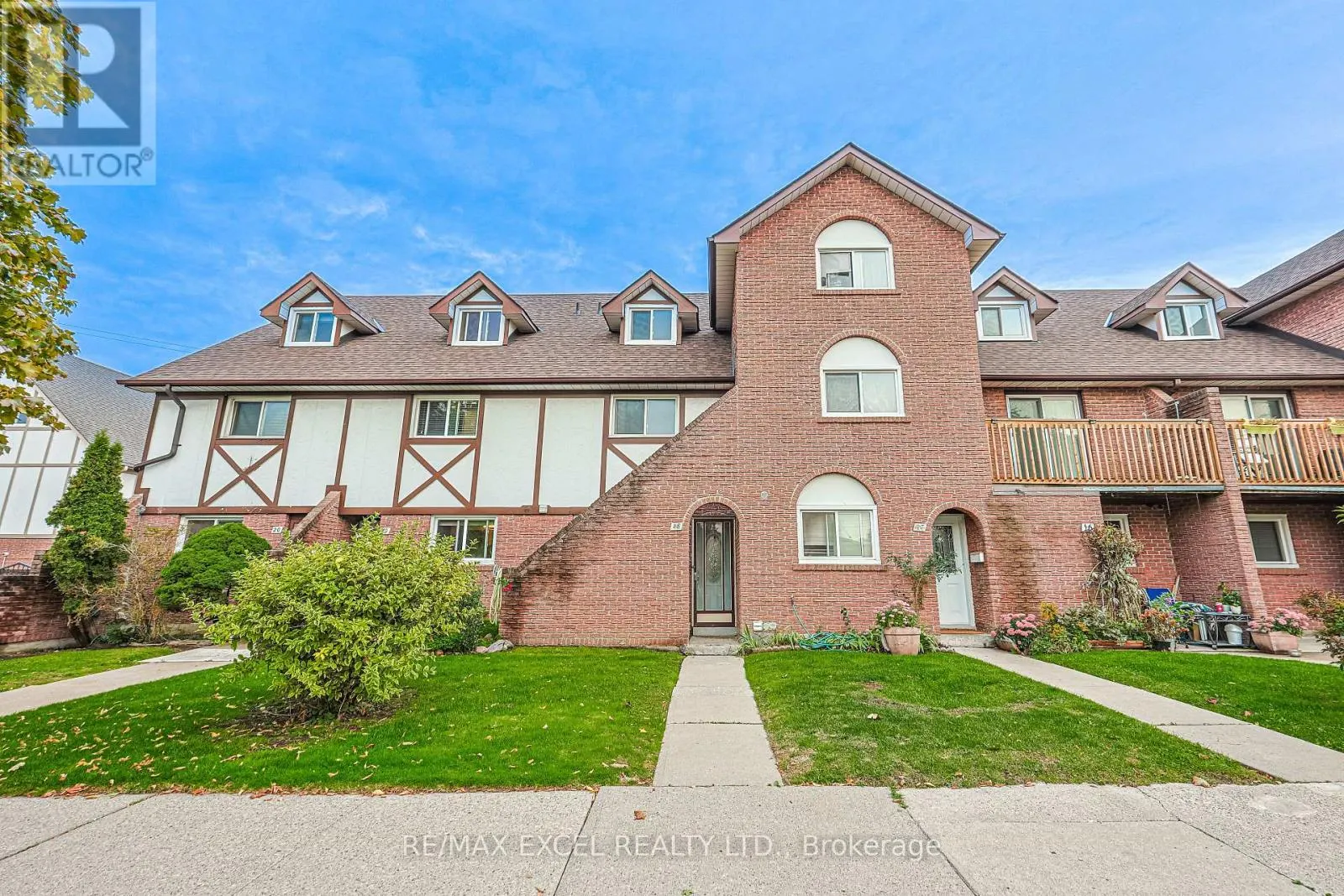 18 - 81 IRWIN ROAD