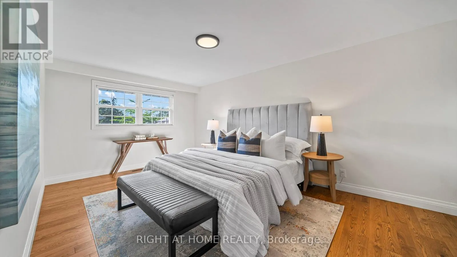 17 GLEN MEADOW COURT