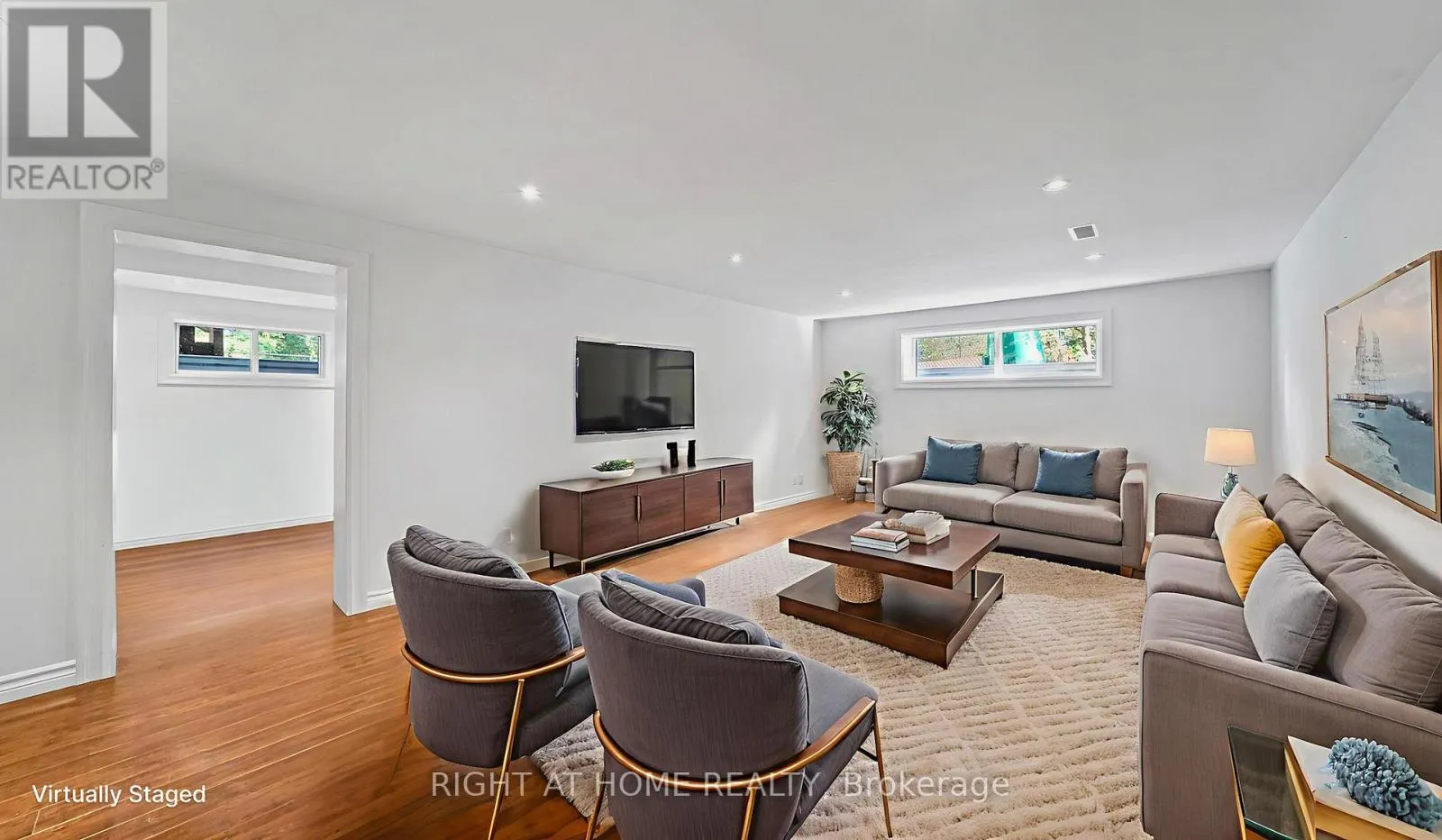 17 GLEN MEADOW COURT
