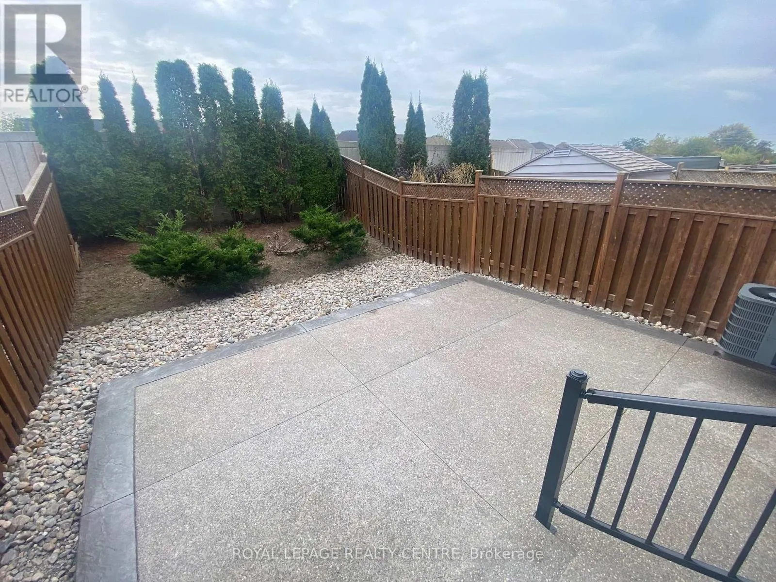 70 CHARCOAL WAY