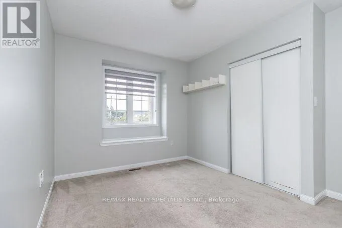 31 DECKER HOLLOW CIRCLE