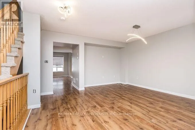 31 DECKER HOLLOW CIRCLE