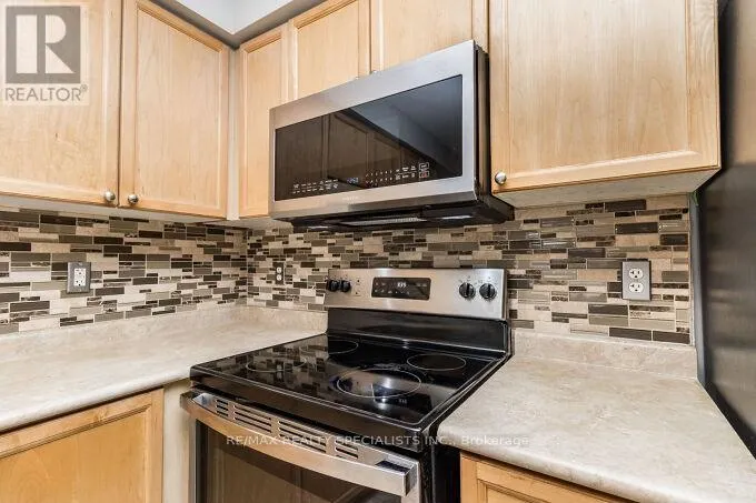 31 DECKER HOLLOW CIRCLE