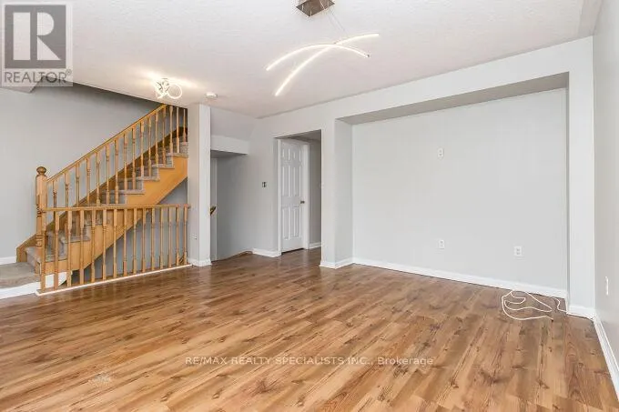 31 DECKER HOLLOW CIRCLE