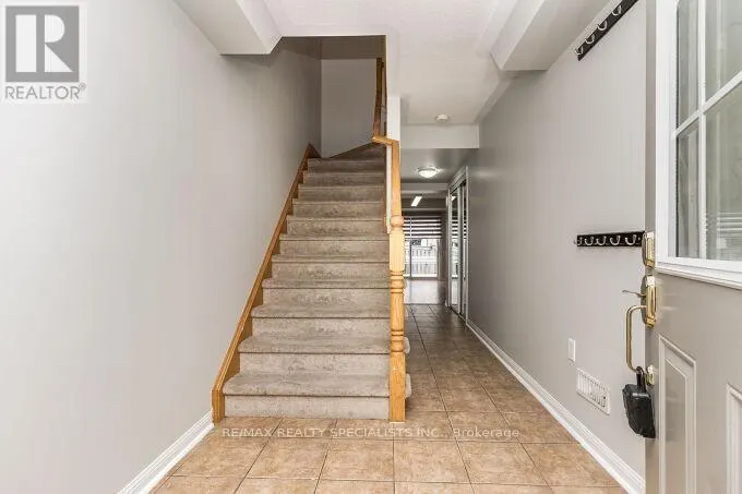 31 DECKER HOLLOW CIRCLE