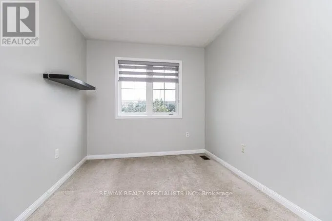 31 DECKER HOLLOW CIRCLE